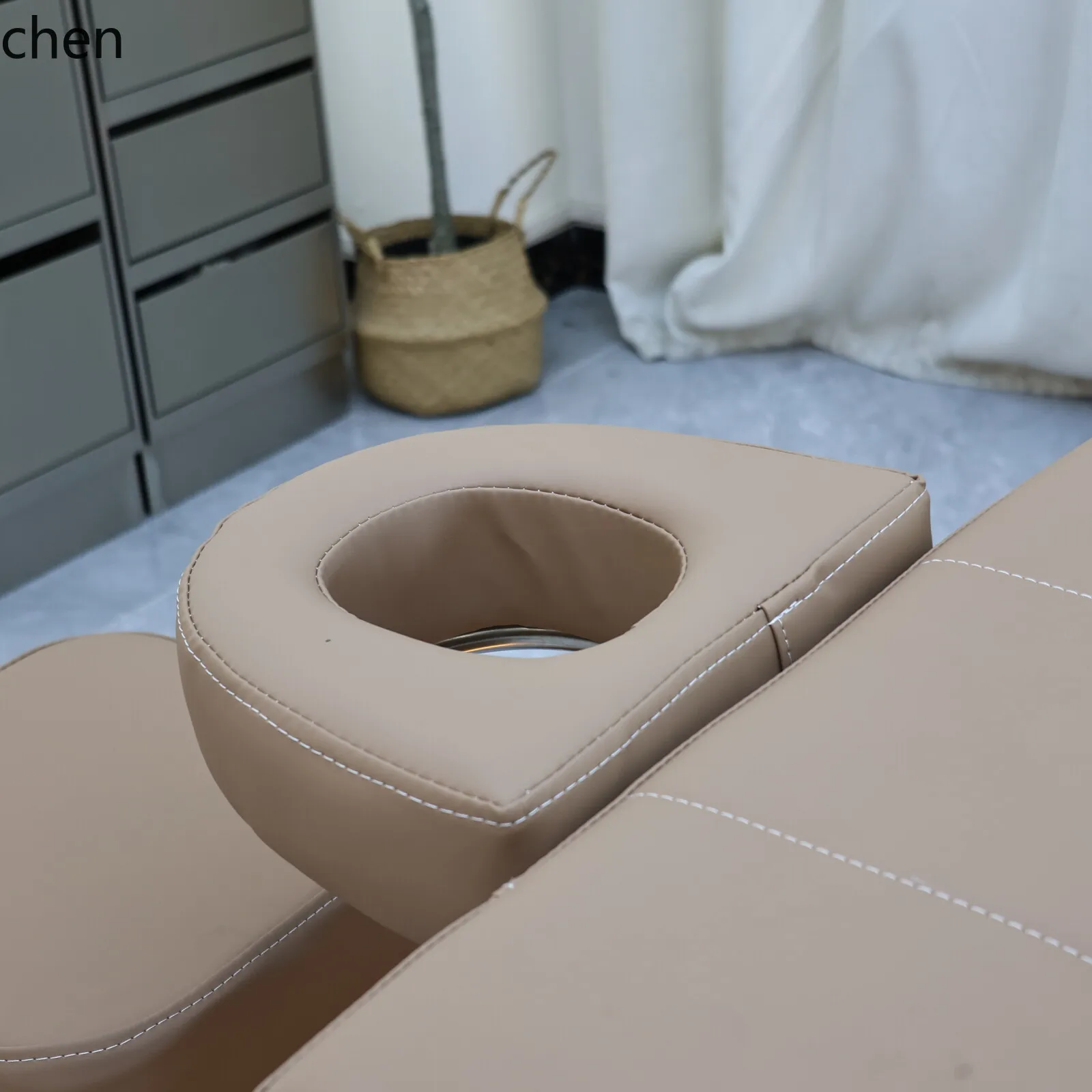 b7- Lit de massage pour salon  - Spa Wellness And Beauty avis et prix